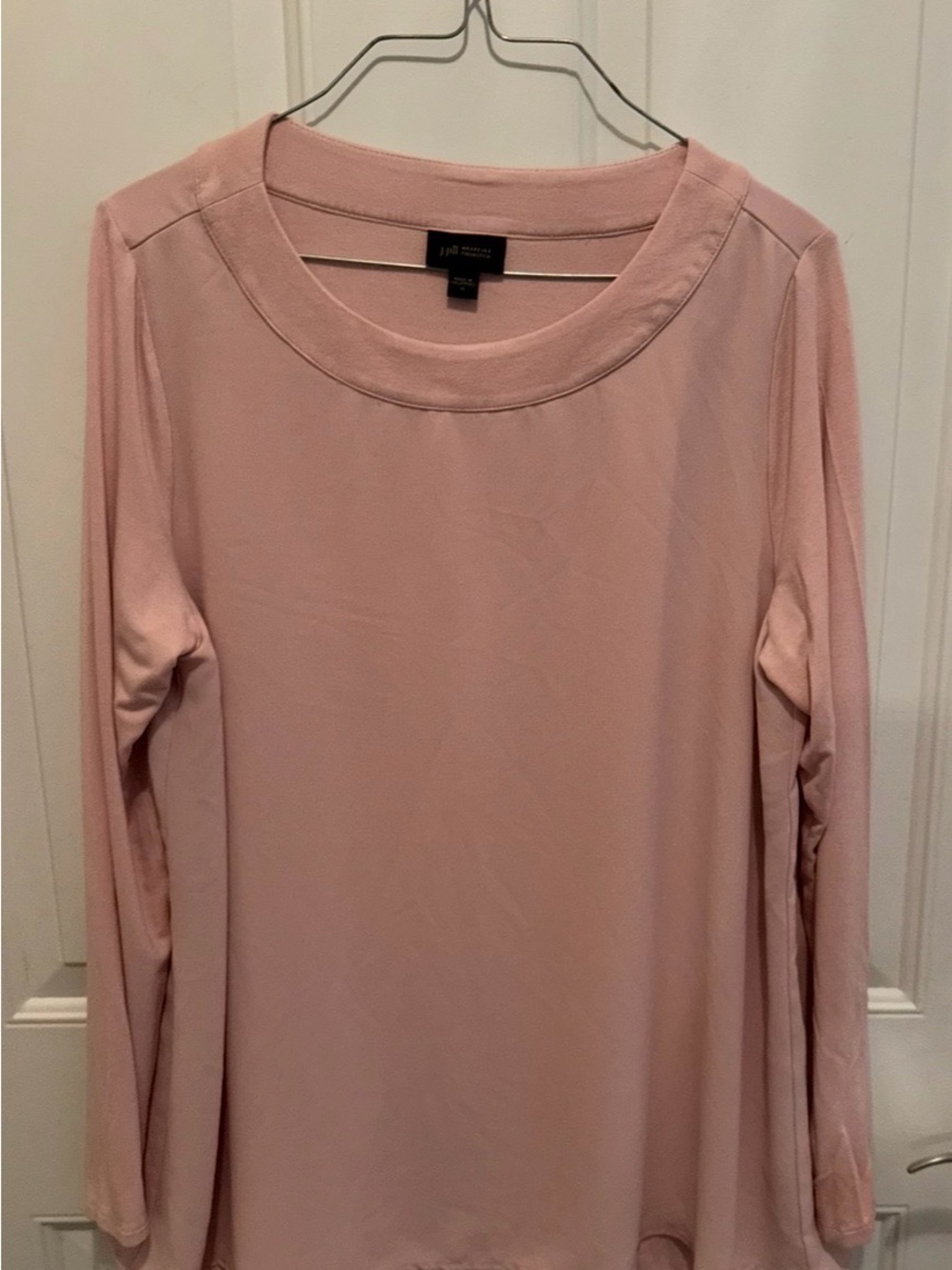 Ann Taylor Blush Pink Long-Sleeve Crewneck Top